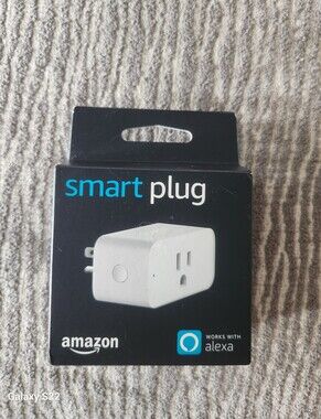 Amazon Smart Plug - White Compact Wi‑Fi Outlet